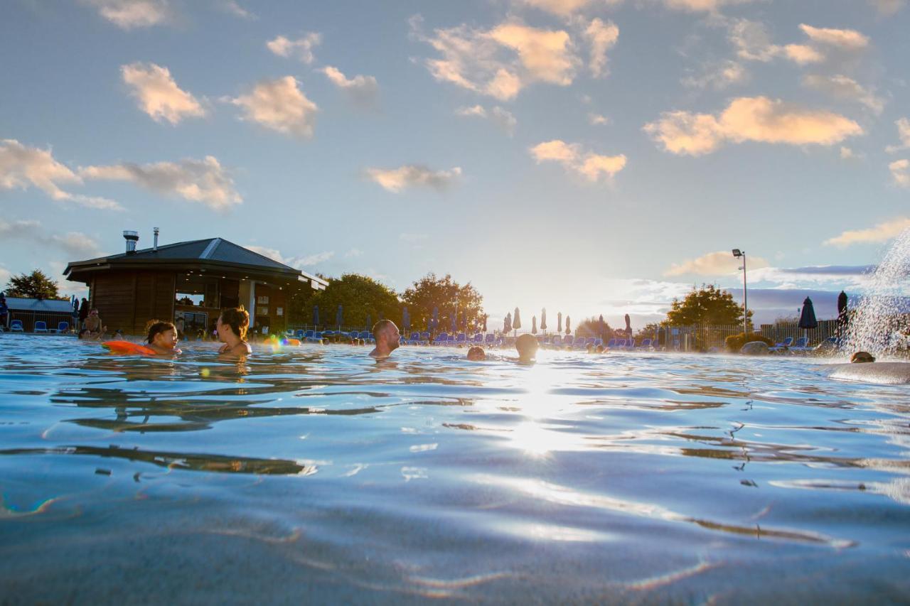 Lake Taupo Holiday Resort Экстерьер фото